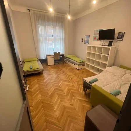 Roland Downtown - Buda Apartment