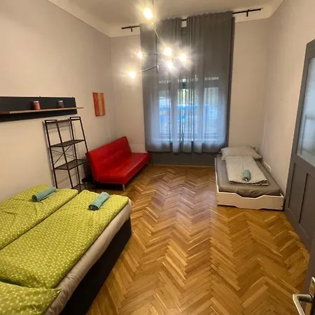 Roland Downtown - Buda Apartment *