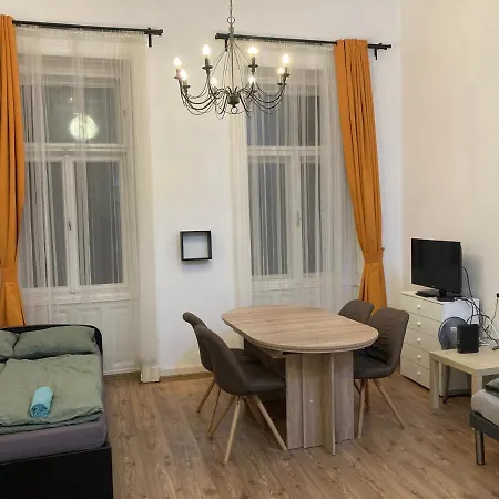 Roland Downtown - Buda Apartamento Budapeste
